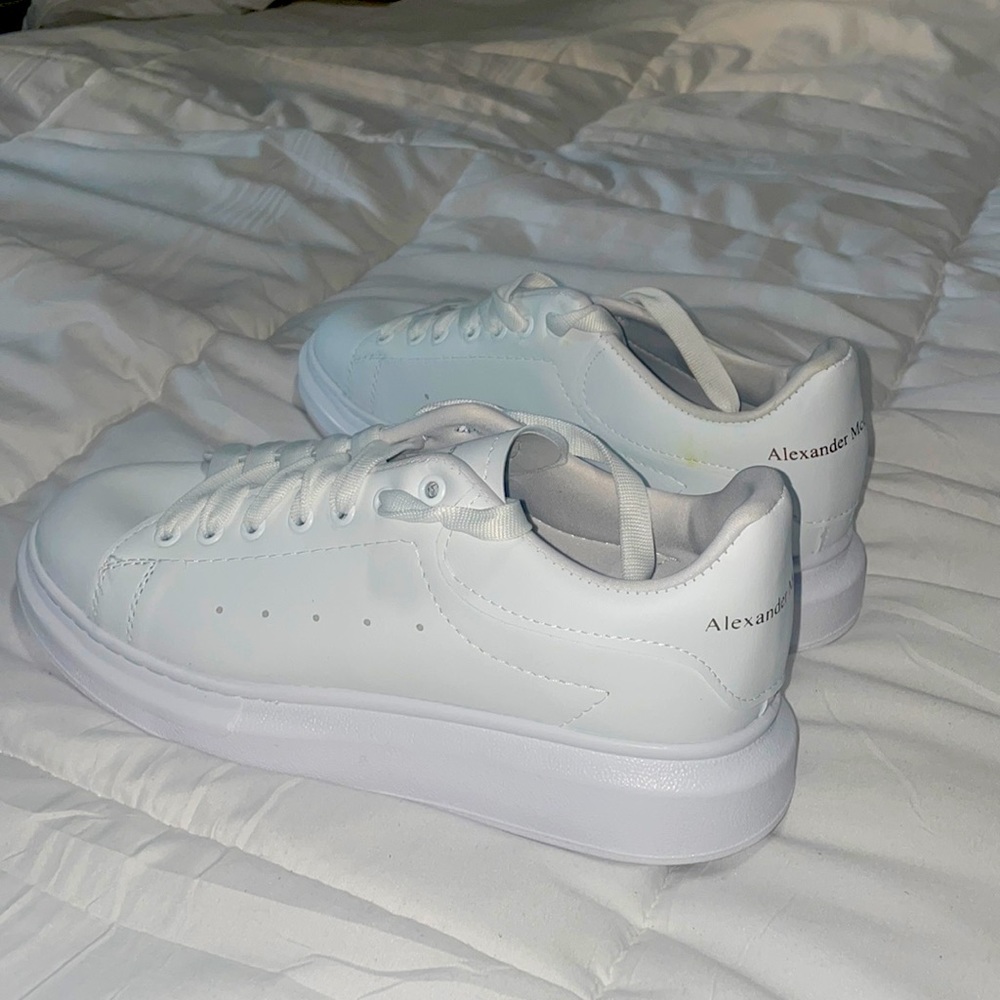 Brand new Alexander Mc QUEEN MEN SHOES